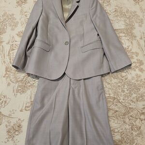 Elegant Light Gray Suit Set